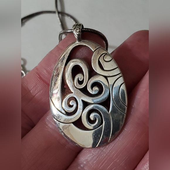 Brighton Mingle Scroll reversible necklace silver snake chain 18" - Picture 10 of 12